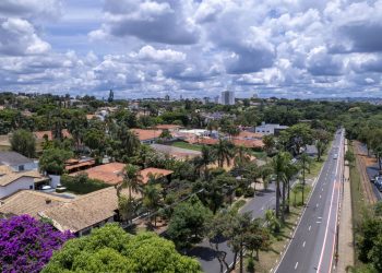 Quem tem 40 anos ou mais está animado para se mudar para essas 2 cidades