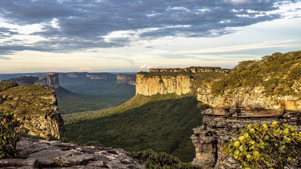 Esse destino no interior da Bahia surpreende viajantes com montanhas, rios cristalinos e histórias guardadas em vilas coloniais