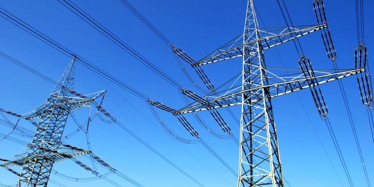Fim do medidor de energia, brasileiros tem até 2035 para aderir a nova regra