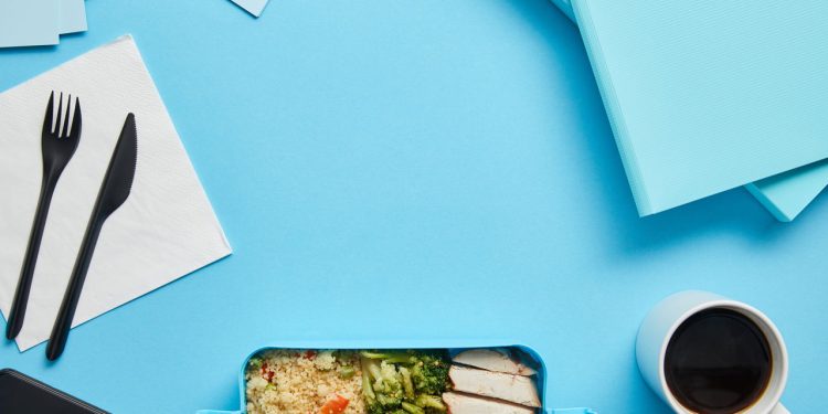 5 "vilões" da lancheira que você precisa eliminar agora (e substituir)!