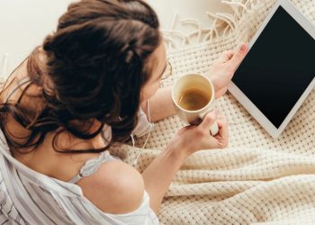 3 tablets até R$ 900 que ajudam na leitura, na cozinha e nas tarefas das crianças