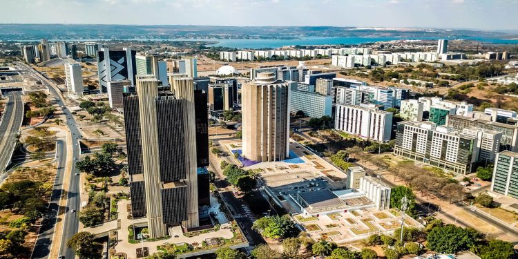 Essa cidade planejada surpreende brasileiros pela beleza e estrutura
