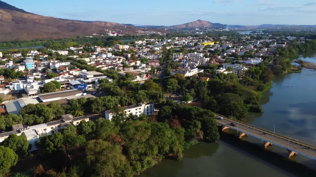 Essa cidade no interior de Minas Gerais impressiona com boa economia e belezas naturais