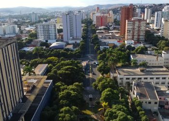 Essa cidade no interior de Minas Gerais impressiona com boa economia e belezas naturais