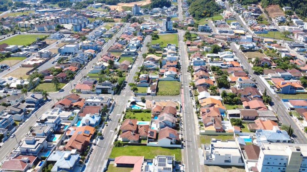 Cidade catarinense encanta com tradição europeia e qualidade de vida