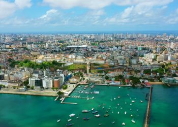 Essa capital baiana esconde a experiência mais intensa do litoral brasileiro
