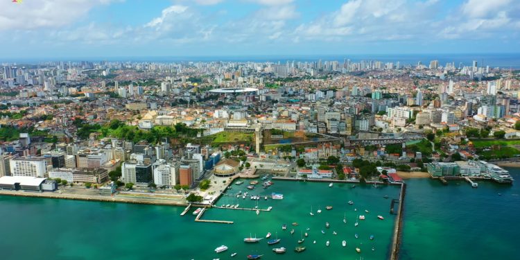 Salvador, Bahia // Créditos: YouTube @MTI.Aerials