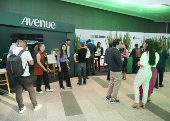 Avenue devolve parte do IOF sobre câmbio de investimentos no exterior