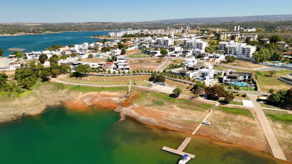 Cidade do interior de Goiás encanta com paisagens que parecem de outro mundo