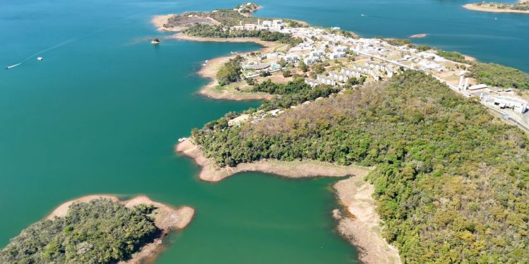 Essa cidade no interior de Goiás se tornou referência internacional por suas águas termais, turismo familiar e qualidade de vida