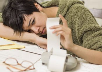 Dívidas afetam a saúde emocional mais do que você imagina