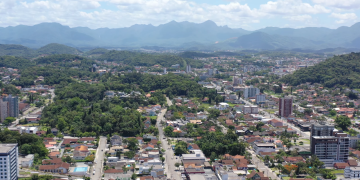 2 cidades perfeitas para quem quer arrumar um emprego de carteira assinada