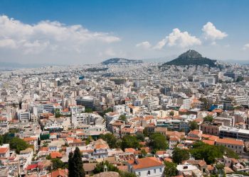 Essa cidade surpreende com um equilíbrio raro entre passado e futuro