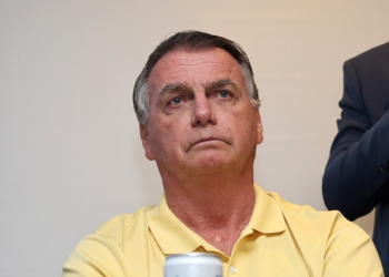 Jair Bolsonaro usará tornozeleira eletrônica durante investigação da PF