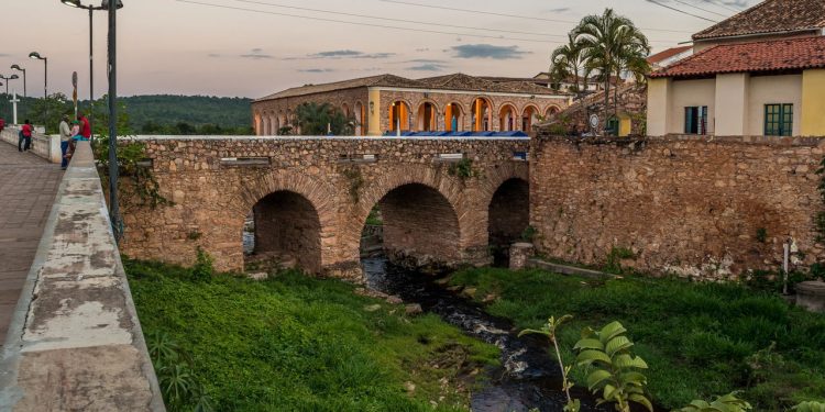Essa cidade do Nordeste surpreende como porta de entrada para a Chapada Diamantina