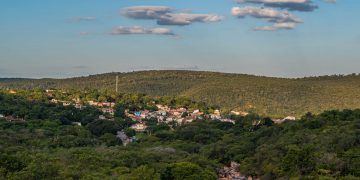 Essa cidade do Nordeste surpreende como porta de entrada para a Chapada Diamantina