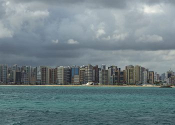 Essa cidade cresce, recebe turistas e continua sendo boa para morar