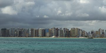Essa cidade cresce, recebe turistas e continua sendo boa para morar