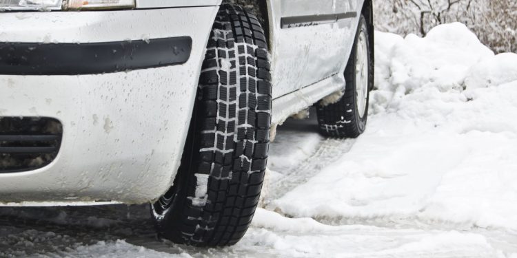 O melhor guia para proteger seu carro no inverno rigoroso