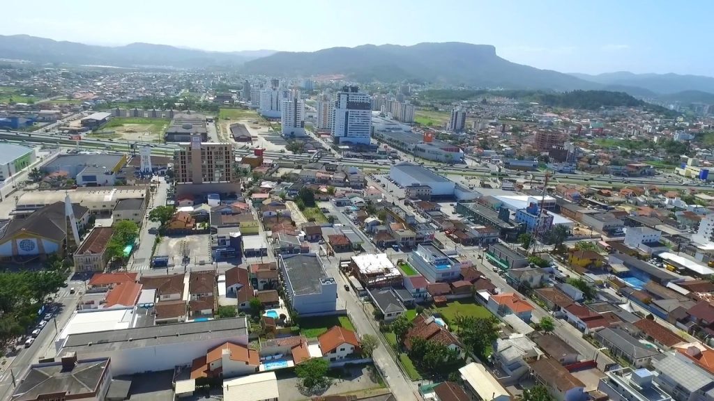 Essa cidade litorânea de Santa Catarina é a nova xodozinha de quem busca viver com qualidade de vida e tranquilidade junto da natureza