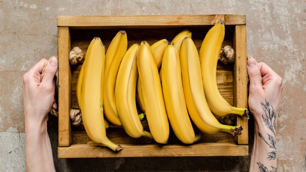 A fruta que te dá energia e ajuda na recuperação muscular e só custa R$ 1,50