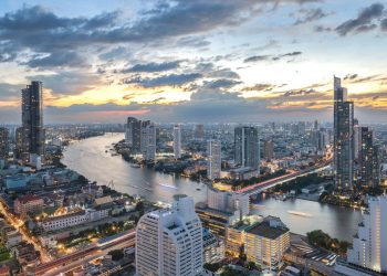 Essa cidade oferece 400 templos, street food premiada e vistas deslumbrantes