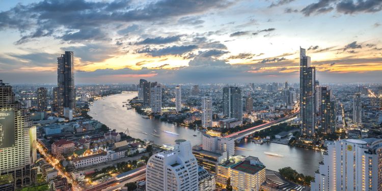 Essa cidade oferece 400 templos, street food premiada e vistas deslumbrantes
