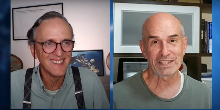 Bo Williams e Fausto Botelho/Reprodução YouTube @ChartsFB