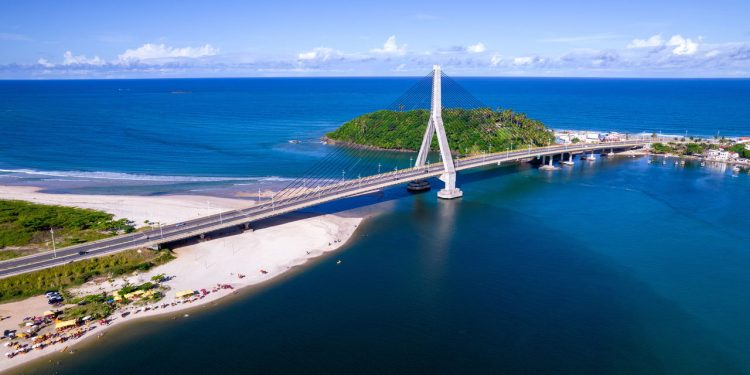 Essa cidade surpreende turistas com ecoturismo e tradição baiana