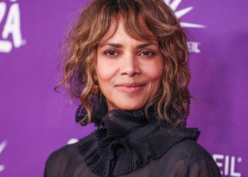 A atriz que quebrou barreiras em Hollywood e construiu uma das carreiras mais premiadas do cinema