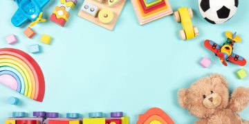 Como criar brinquedos educativos para crianças usando materiais recicláveis