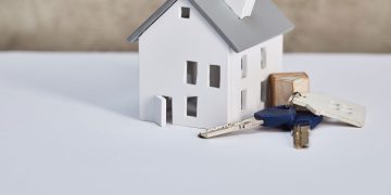 Leilões de imóveis comerciais: dicas que todo investidor precisa saber