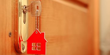 O guia mais seguro para identificar riscos antes de comprar seu imóvel em leilão