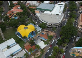 Menor cidade de SP atrai visitantes com águas medicinais e paz