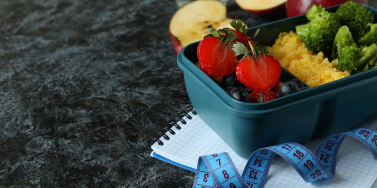 A forma mais fácil de economizar com marmitas fitness
