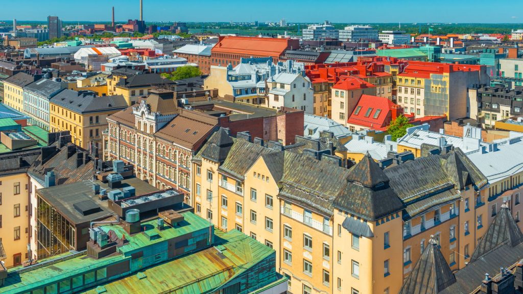 Essa cidade europeia tem saúde gratuita, transporte eficiente e muita área verde