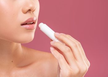 Lábios saudáveis por menos de R$ 2, aprenda a fazer seu próprio hidratante