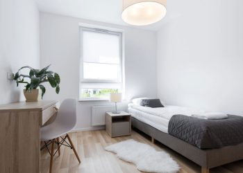 A forma perfeita para reformar o seu quarto pequeno que pode te dar mais espaço e conforto com valores a partir de R$ 80