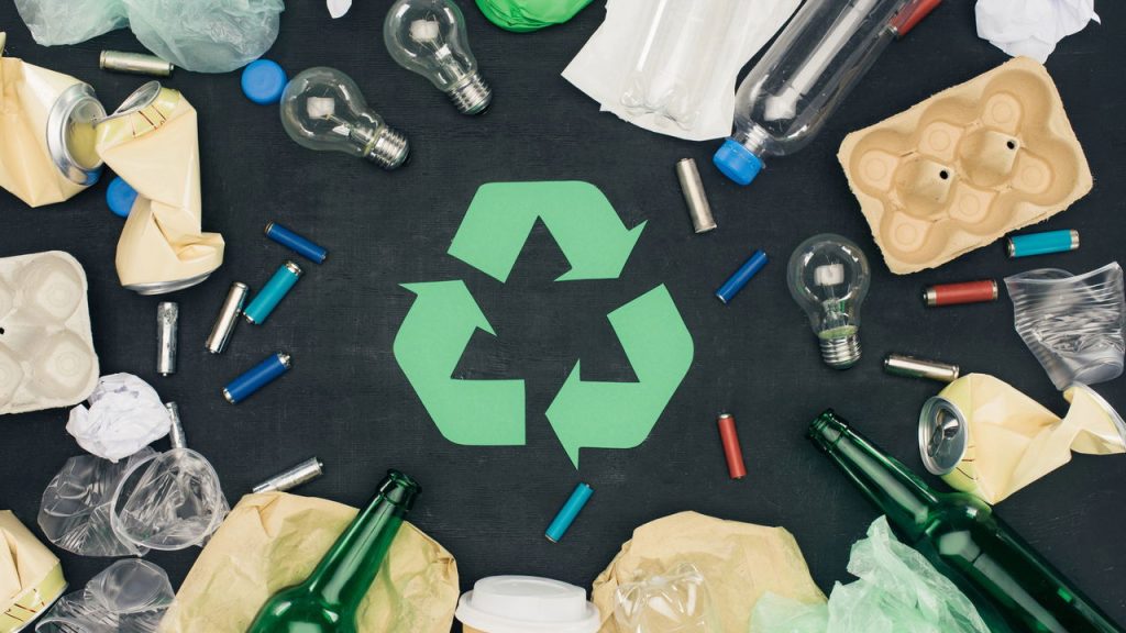 Crie luminárias lindas e baratas com reciclagem