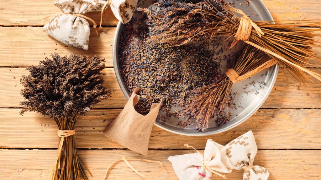 Faça sachê com R$ 3 e garanta a paz e tranquilidade em casa