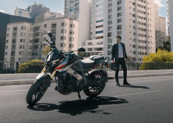 Essa nova moto está surpreendendo pilotos com potência e preço inacreditável