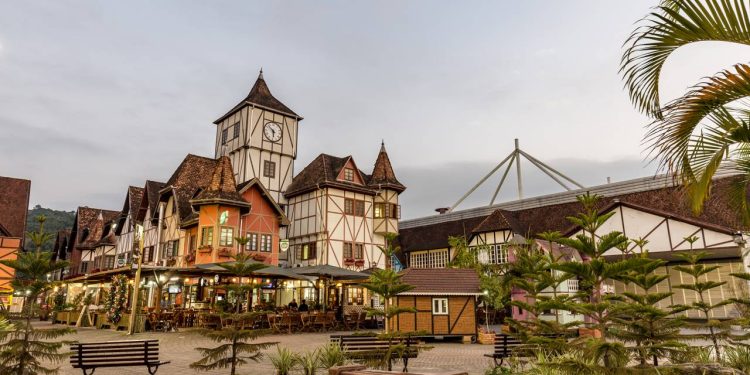 Essa cidade catarinense encanta o Brasil com sua herança alemã e arquitetura enxaimel