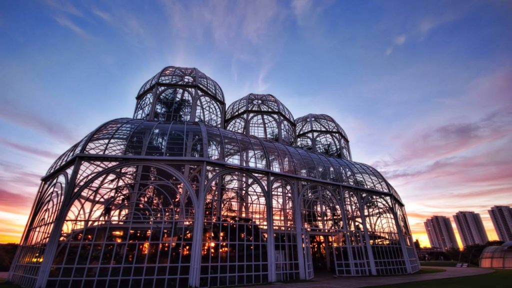 Essa cidade modelo no sul atrai com sua arquitetura e jardins deslumbrantes