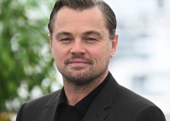 Ator entre os mais bem pagos do mundo, ganhou um Oscar e tem uma fortuna estimada em US$ 300 milhões