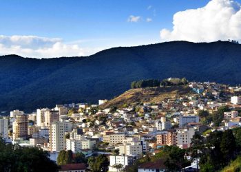 Esse refúgio no sul de Minas atrai com suas águas terapêuticas e parques floridos
