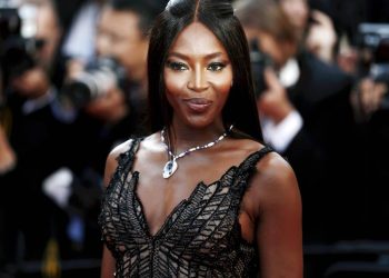 A modelo que se tornou um ícone global e redefiniu para sempre o que significa ser uma supermodelo