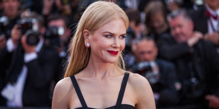 Estrela australiana com Oscar, Emmy, 5 Globos de Ouro e tem patrimônio de US$ 250 milhões