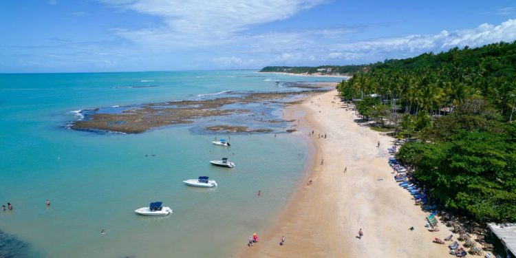 Famílias brasileiras encontram o destino perfeito que une praias, lazer e cultura no sul da Bahia