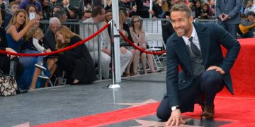 O ator que quebrou a quarta parede como Deadpool e se tornou um gênio do marketing e do humor irreverente!