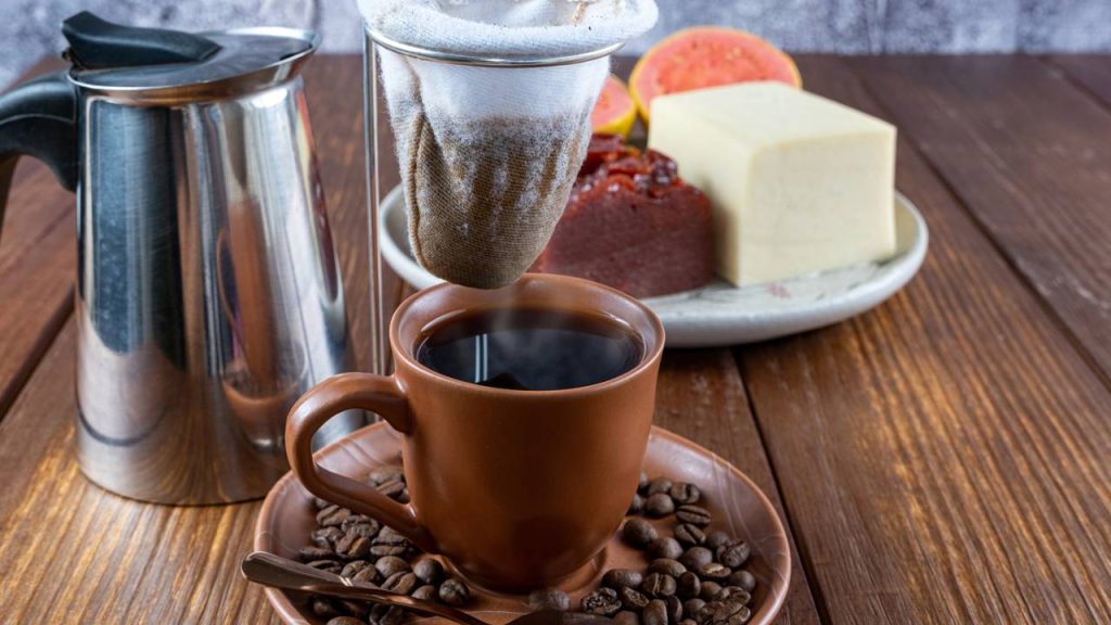 Como o café da manhã caseiro pode fazer sobrar dinheiro todo mês